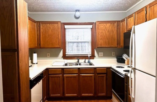 Tucker Condo | Condo Getaway