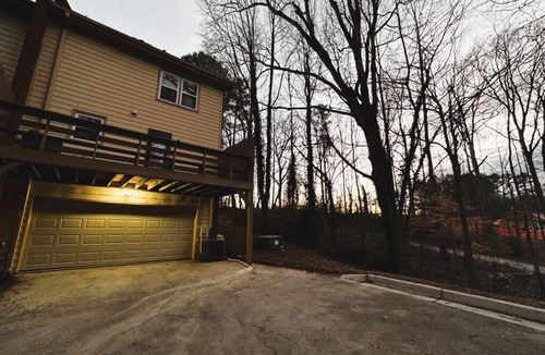Tucker Condo | Condo Getaway