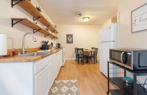 Paducah Apartment | Condo in Historic Lowertown - walk to restaurants