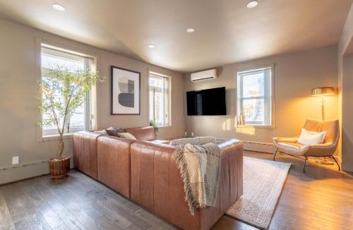 Quartier 5-4 House | Condo in Québec - The River Belvedère