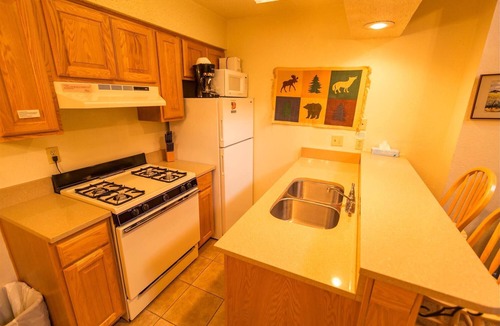 Taos Ski Valley Condo | Condo in the mountains!