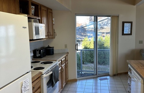 Suttons Bay Condo | Condo in world class Leelanau Peninsula, Suttons Bay Beach Condo
