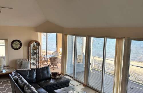 Suttons Bay Condo | Condo in world class Leelanau Peninsula, Suttons Bay Beach Condo