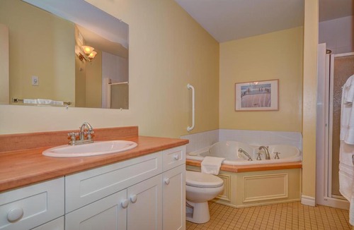 Saint Donat Apartment | Condo Lac Archambault 299