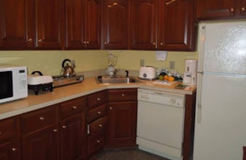 Berkeley Condo | Condo near historic Colonial Williamsburg