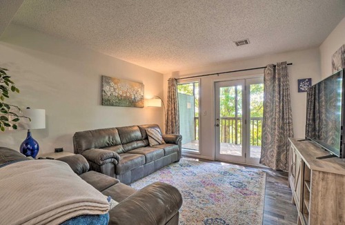 Notch Estates House | Condo near Silver Dollar City w/Pool, Deck, Views