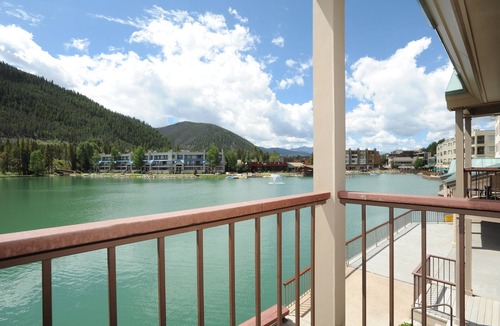 Keystone Condo | Condo Near the Lake with a Balcony