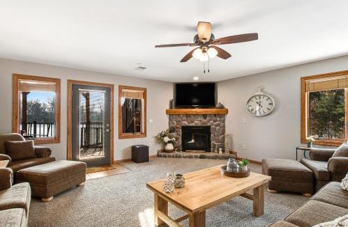 Arkdale Apartment | Condo On the Green
