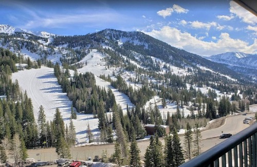 Salt Lake Mountain Resorts House | Condo RIGHT on the Snowbird Slopes