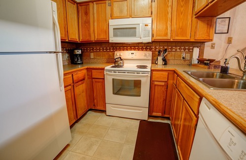 Angel Fire Condo | Condo two blocks from the Chile Express