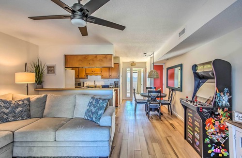 North Carolina Coast Apartment | Condo w/Pool Access - Walk to Beach!