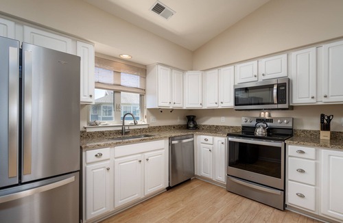Lewes Condo | Condo with elevator and POND VIEWS! - 12 Pondview Lane