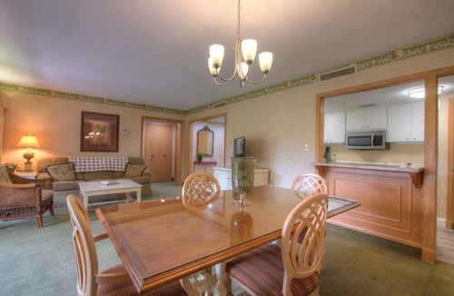 Palm Harbor Condo | Condo With Golf Course View