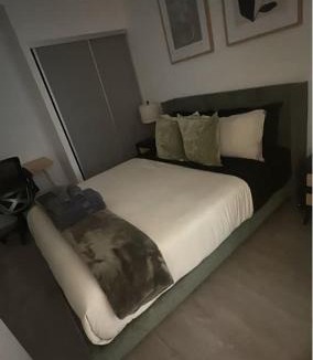 Port Hope Apartment | Condo with grey sofa bed