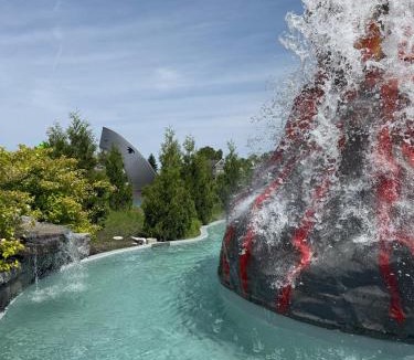 Beaupre Resort | Condos Vacances MSA - incluant piscine et spas extérieurs chauffés à L'ANNÉE!