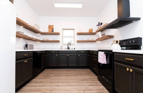 Jefferson City Apartment | Conestoga Quarters- Suite Apartment