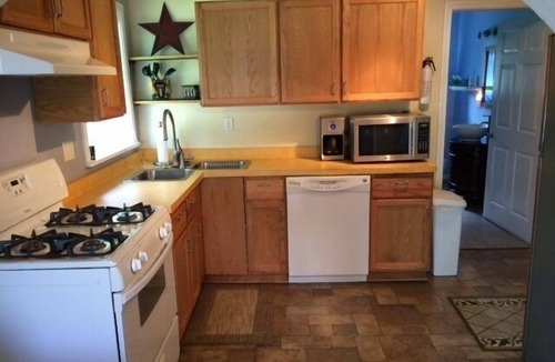 Conesus Cottage | Conesus Lake Cottage Rental