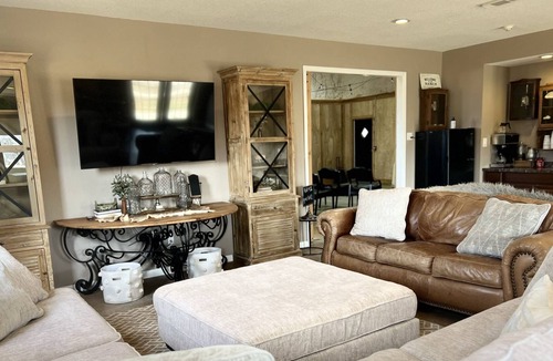 Brandon House | Conference Center @Spring Lakes Ranch