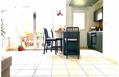 Saint-Vincent-de-Tyrosse Apartment | Confort Plage Piscine