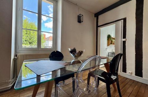 Fontainebleau Apartment | Confort - Close to Parc du Château - 4 people
