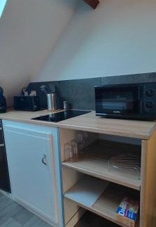 Ecartelee-Bonabry-Orieres-Paron Apartment | confort et tranquillité à Fougères - studio tout équipé