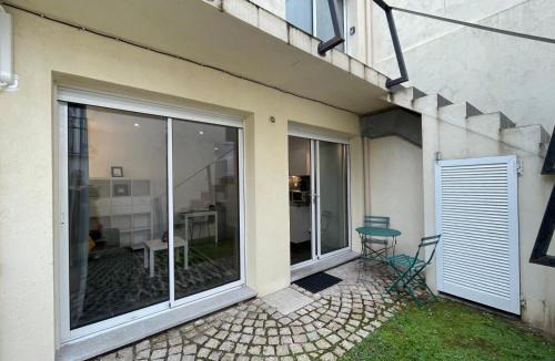 Fontainebleau Apartment | Confort & gare - Exterieur - Parking