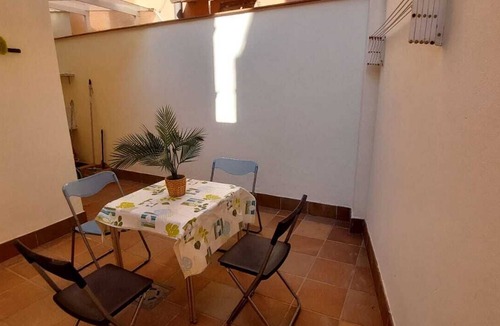 Cornella de Llobregat Condo | Confortable Piso en Cornellà de Llobregat, muy Bien Comunicado