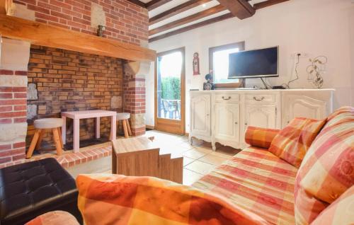 Bonneville-la-Louvet House | Confortable Maison Normande
