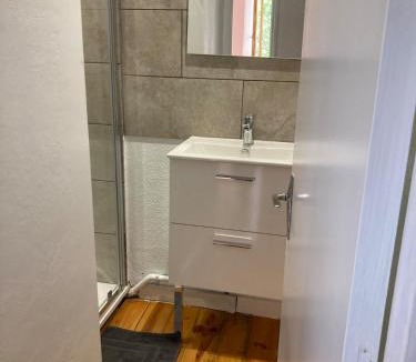 Le Lauzet-Ubaye Apartment | Confortable logement au coeur des montagnes