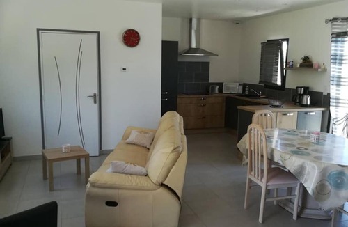 Ploufragan House | Confortable maison à la campagne