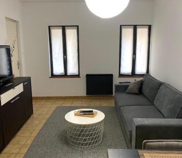 Lezignan-Corbieres Apartment | Confortable T2 avec jardin aménagé