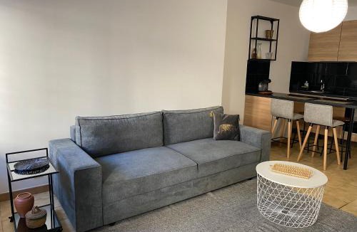 Lezignan-Corbieres Apartment | Confortable T2 avec jardin aménagé