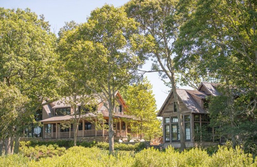 Coecles Harbor House | Congdon's Point Shelter Island