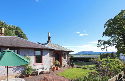 Dumfries Cottage | CONHEATH GATELODGE COTTAGE
