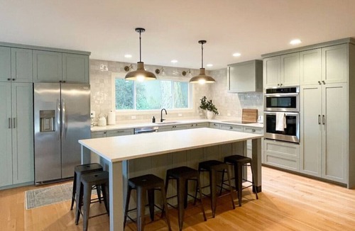 Bainbridge Island House | Conifer House Hideaway at Wing Point