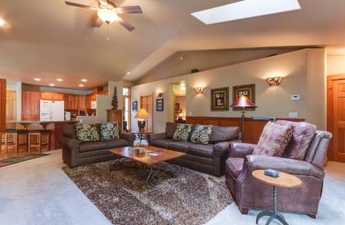 Sunriver House | Conifer Lane 01 | Discover Sunriver