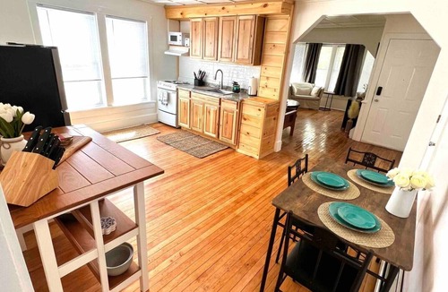 Saranac Lake Apartment | Conklin Cottage – Your Adirondack Escape