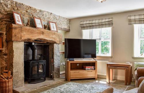Bampton House | Conn Cottage