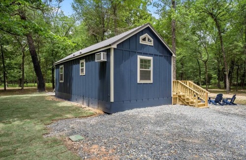 Dogwood House | Connect to Nature by Lake Cypress Springs