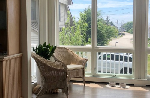 Groton House | Connecticut Coast Waterfront Home