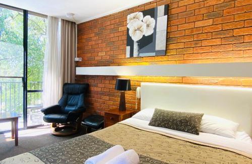 Traralgon Hotel | Connells Motel & Serviced Apartments