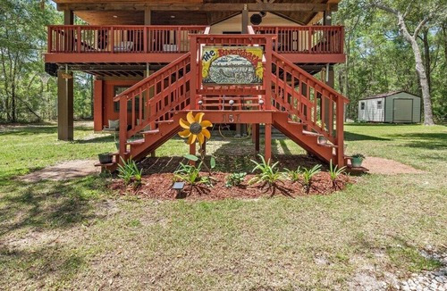 Old Town Ski Chalet | connie rivershack villas
