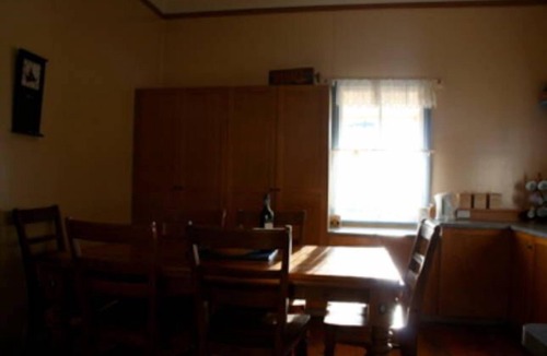 Stanthorpe House | Connor House - self contained accommodation