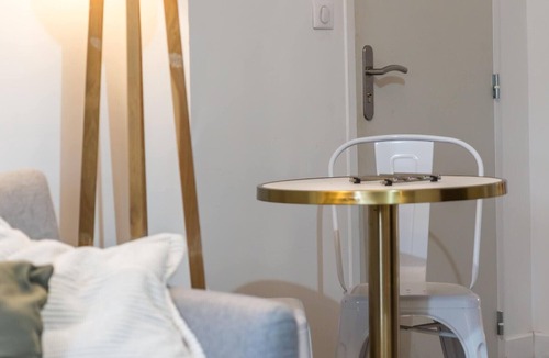 Brive-la-Gaillarde Apartment | CONQUERANT
