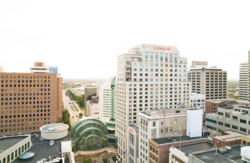 Mile Square Hotel | Conrad Indianapolis