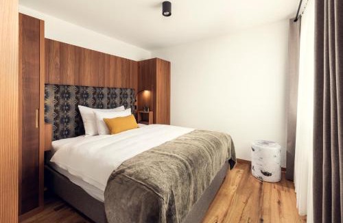 Silvaplana Hotel | Conrad's Mountain Lodge