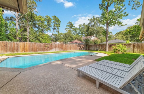 Conroe House | Conroe Getaway Retreat 4BR/2.5BA Private Pool with Game Room Near Mall