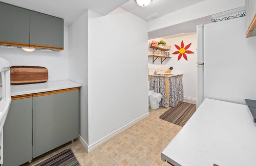 Consecon Apartment | Consecon Cove-North beach PEC