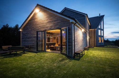 Isle of North Uist House | Constant & True Seasmhach agus Dileas