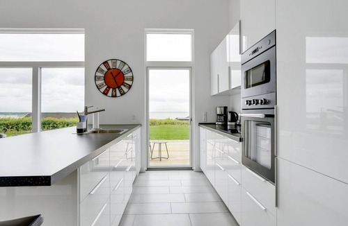 Sjølund House | "Constantin" - 500m from the sea by Interhome